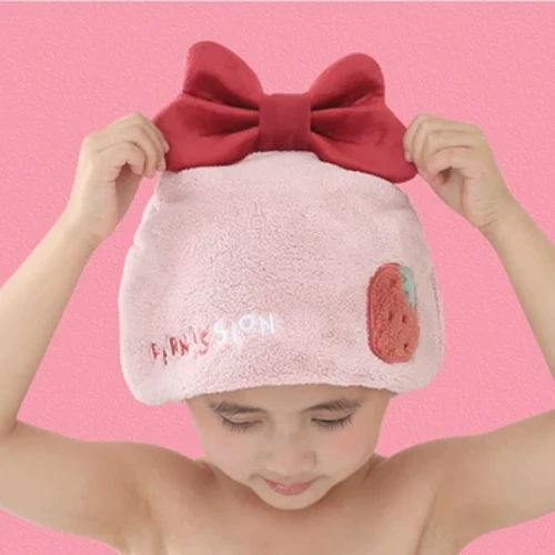 Leuke Aardbei Cartoon Meisje Droog Haar Cap Sneldrogend Absorberende Douchemuts Koraal Fluwelen Baby Verpakte Handdoek Bad Kinderen Cadeau