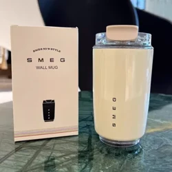SMEG 240ML mjölkvit dryckeskopp Rese Bärbar drickskopp Rostfritt stål Vakuumläckagesäker kaffetermos