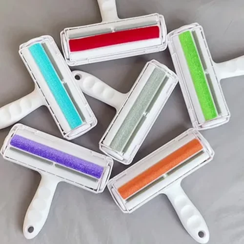 Hoʻomaʻemaʻe iā ia iho Lint Sticking Roller Dedusting Roller Pet Hair Wehe Brush 2-Way Wehe i ka lauoho ʻīlio ʻīlio mai ka Sofa Carpet Lole.
