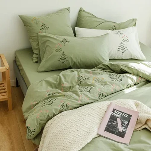 Conjunto de quatro peças bordado de algodão lavado e fresco estilo homestay com lençóis bordados de cor sólida e capas de edredom