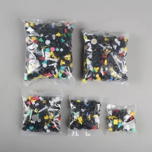 Automašīnas stiprinājums izlases veidā sajaucams Universāls automašīnas spārns plastmasas skavas Bufera iekšējais noformējums Auto durvju panelis Fiksēta neilona sprādze