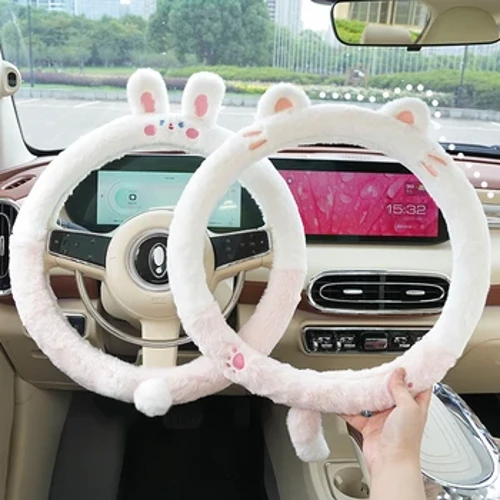 Universalus automobilio vairo dangtelis moterims Mielas animacinis žieminis pūkuotas dangtelis vairo šildymui rankoms automobilio vairo apdangalas