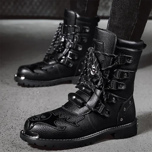 Amabhuzu okuhamba ngebhayisikili amasizini amane amabhuzu ezithuthuthu zamadoda angaphandle kanye nosayizi ophezulu phezulu amabhuzu esikhumba avamile imfashini ye-British Anti slip boot