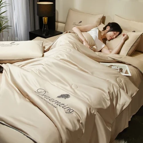 Mùa Hè mới Dâu Tằm Tơ Comforter Duvet Chèn Sang Trọng Mùa Thu Lụa Tự Nhiên Chăn Chăn Ga Gối Quilt Nữ Hoàng Đơn Đôi Đôi Kích Thước