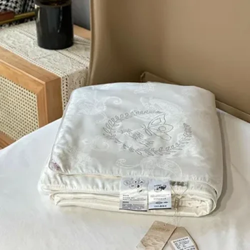 100% tut ipak yorgan 80S atlas jakkardli ko'rpa-to'shak Qirolicha o'lchamli to'rt fasl ko'rpali bitta va ikki kishilik karavotli yupqa ko'rpa 200x230 sm