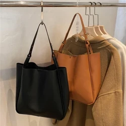 Katta sig'imli ayollar vintage chelak sumkasi Moda katta sig'imli yukxalta Ayollar yukxalta sayohat sumkasi Xarid qilish uchun tekis rangli ayol sumkasi