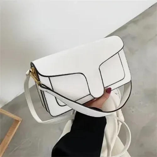Klassisk logotyp Bokstav C Textur Replika axelväska 2024 Ny Crossbody-väska för kvinnor High-end Fashionabla små fyrkantiga handväskor