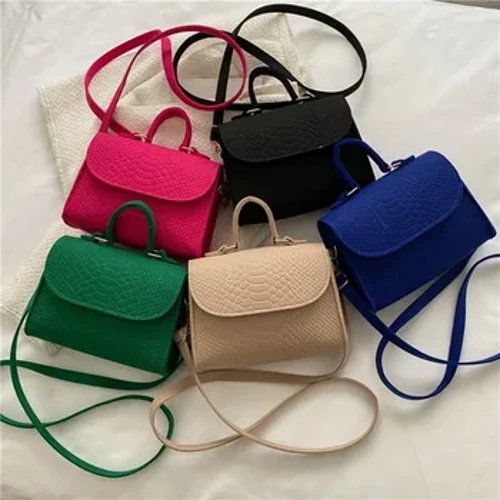 Damevesker Trendhåndvesker Retro Designer Luksus Firkantede Crossbody-vesker Damevesker Skuldervesker for kvinner 2023 Nyhet