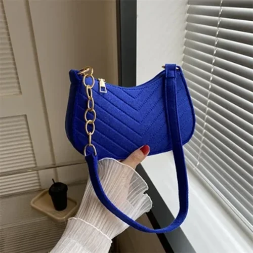 Sac à bandoulière léger à motif Crocodile pour femmes, petit sac carré en feutre, décontracté avec chaîne, nouvelle collection automne 2023