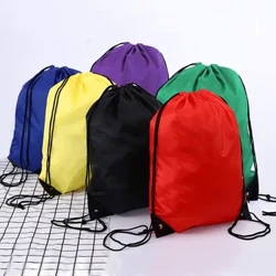 Nylon Faarf Portable Sportsbeutel Thicken Drawstring Gürtel Reiden Rucksak Gym Drawstring Schong Bag Kleeder Rucksäck Waasserdicht