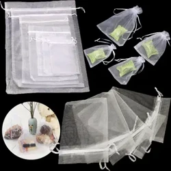 25/50 Stück, ziehbare Party-Versorgung, Hochzeits- und Weihnachtsgeschenkbeutel, weiße Beutel, Organza-Gaze-Säckchen, Geschenkbeutel mit Kordelzugtasche