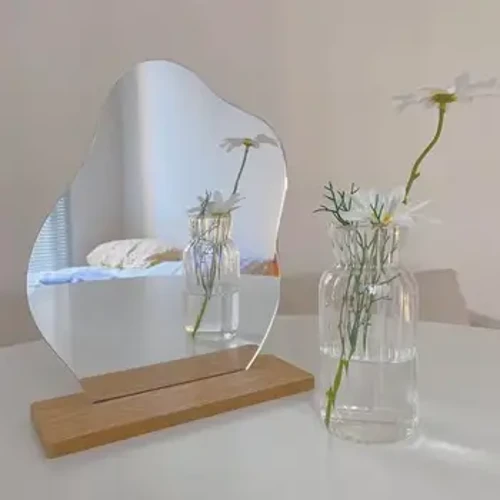 Dekoratif Mirror basis kayu kosmetik alat kaendahan