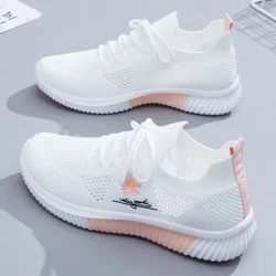 Sneakers Gweu Plu Merched Newydd y Gwanwyn a'r Haf Esgidiau Rhedeg Cyfatebol Ffasiynol Rhwyll Myfyrwyr Merched Achlysurol Anadlu