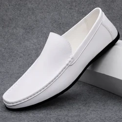 2022 Moda Gizonezkoen Oinetakoak Kalitate handiko markako mokatxoak Larruzko txalupa erosoak Oinetakoak Gizon zuriak Udako Casual Oinetakoak Mocassin Plus Size 47