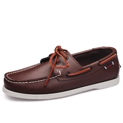 2024 Menn Sko Mote Loafers Menn Comfy Leather Drive Fottøy Uformelt menn Båt Fottøy Slip on Sko Fritid Walk Lazy Sko