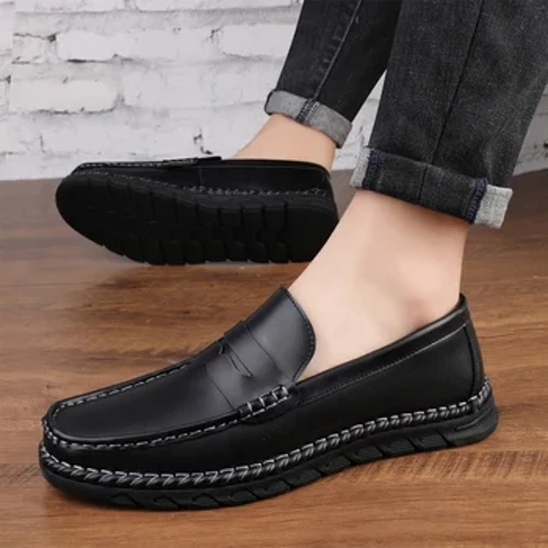 Luksuslik Brändi Slip on Meeste Loafers Ehtsast nahast Itaalia vabaajajalatsid Uued kvaliteetsed mustad sõidupaadi kingad mokasiinid