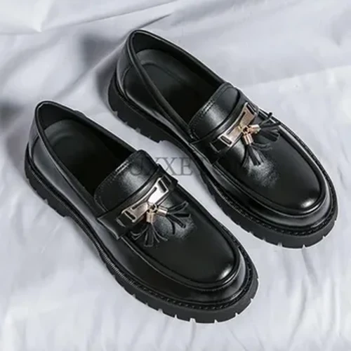 Mocasini negri noi pentru bărbați cu ciucuri cu vârf rotund, primăvară, toamnă, bărbați de afaceri, adidași de lux, formali, lucrați manual