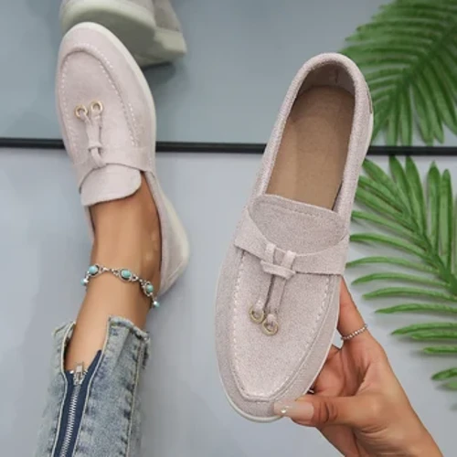 Slip Merched Loafers ar Fflatiau Merched Brand Ansawdd Uchel Gwanwyn yr Hydref Esgidiau Fflat Achlysurol Leather Cashmere Esgidiau Sengl Plus Maint 42