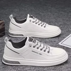 Chaussures d'automne pour hommes, baskets en cuir polyvalentes et décontractées, respirantes, blanches, tendance, avec tige en caoutchouc, nouvelle collection été 2024