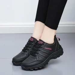 Sneakers Lledr PU Du i Ferched Rhedeg Esgidiau Tenis Anlithro Meddal Trwchus Unig Ysgafn Achlysurol Chwaraeon Ysgafn Dyluniad dal dŵr