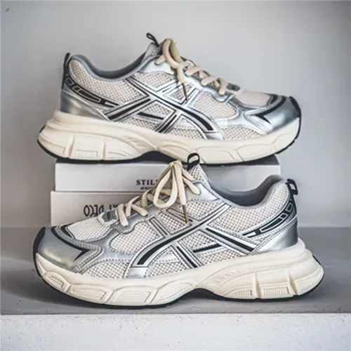 Moda uomo mesh casual sneaker mens concise scarpe stringate per uomo scarpa vulcanizzata all-match nuova scarpa da uomo con fondo spesso alla moda