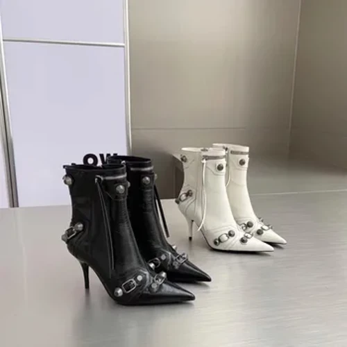 Ribetrini botas de tornozelo de salto alto fino para mulheres decoração de metal rebite franjas zip pppinted toed motocicleta senhora botas