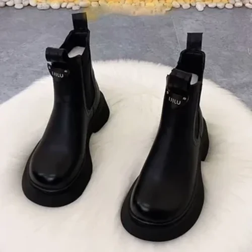 SLTNX 2023 Ny Vinter Runt Huvud Tjock Klack Brittisk stil Matt läder Martin Boots Halkfri plattform Mode Damskor