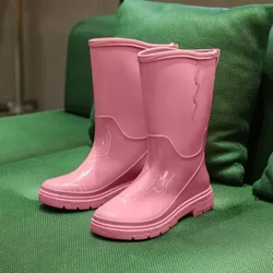Moda köpugurly aýallaryň ýokary göleli ýagyş aýakgaplary Suw geçirmeýän, süýşmäge garşy amatly eşiklere çydamly aşhana düşelgesi üçin amatly