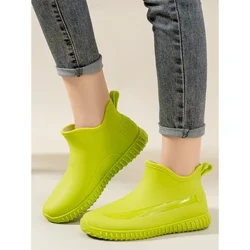 Kadınların dışarı çıkması için şık yağmur botları, su geçirmez, kaymaz lastik ayakkabılar, aşınmaya dayanıklı pamuklu, sıcak, düşük top yağmur botları, kış