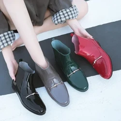Brand Newydd Merched Rainning Boots Merched Ffasiwn Cerdded Ffêr gwrth-ddŵr Rwber Rainboots Achlysurol Trwchus Gwaelod Trwchus Isel Esgidiau Byr