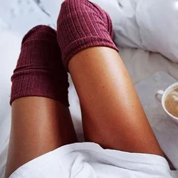 Sexy Warm laang Kotteng Strumpf Iwwer Knéi Strumpf Fraen Wanter Knéi Héich Oberschenkel Strécke Strümpfe fir Dammen Iwwer Knéi Socken