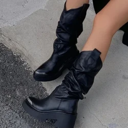 Jukwaa la Gothic Katikati ya Ndama Buti za Punk Street Metal Decor Boti za Pikipiki za Mwanamke 2023 Viatu vya Majira ya Baridi vya Kupambana na Mitindo ya Wanawake Viatu vya Wanawake