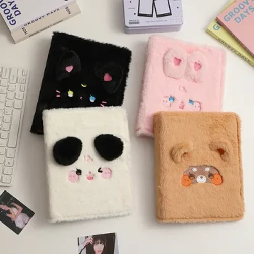 I-Plush Animal Photo Card I-albhamu Binder Idol Amakhadi Qoqa Ibhuku Elibopha Ikhadi Lesithombe Umnikazi we-A5 Yekhadi Le-albhamu Yesithombe Izinto Zokuhlonza Ekhaya