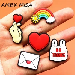 Häerz-förmlech PVC Schong Charms Accessoiren Love Rainbow Vest Schong Schnalle Dekoratioun fit Kanner X-mas Party Kaddoe U261