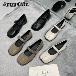 2022 Musim Semi Wanita Sandal Baru Split Toe Mary Jane Flats Wanita Pompa Wanita Retro Vintage Gadis Harian Novelty Solid Ninja Sepatu