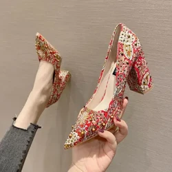 Chaussures rouges à talons hauts pour femmes, pour mariage, printemps 2022, nouveau Style chinois, montrant de la farine de blé, chaussures de mariée simples 76