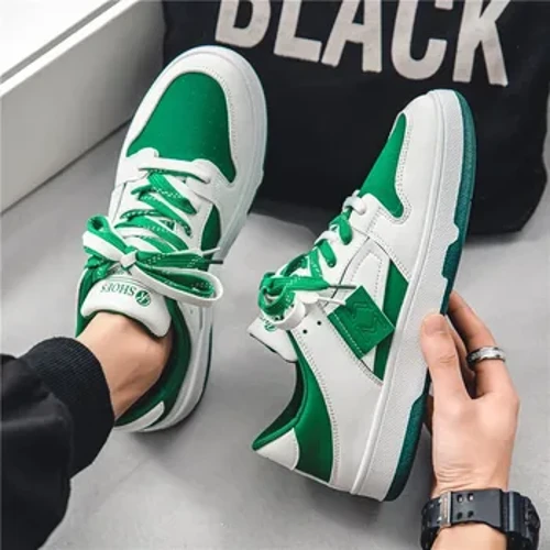 Nuove scarpette bianche traspiranti Scarpe da corsa e sportive versatili in stile cinese per giovani Scarpe casual comode e leggere