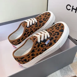 Fa'atama'ita'i Sneakers tapoleni seevae fa'atauva'a Fa'alelei Leopard Print Slppers Fa'afafine Platform Flats Vulcanized Korea Style