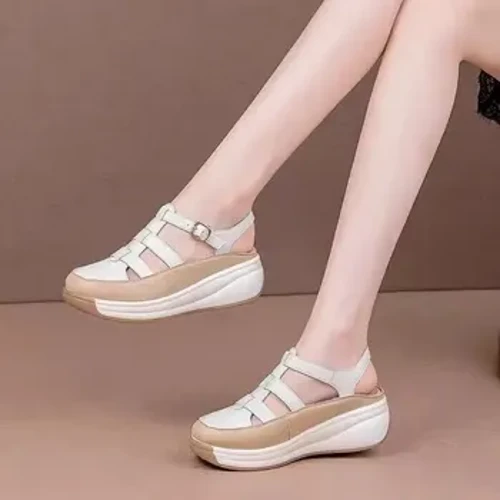 Printemps été nouveau Style fond souple romain boucle droite évider femmes chaussures décontractées Look Vintage chaussures plates pour les mères