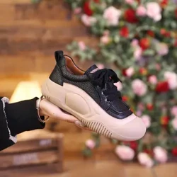 Chaussures rétro décontractées à tête ronde et plate pour femmes, chaussures simples confortables à semelle souple, nouvelle collection printemps et automne 2024