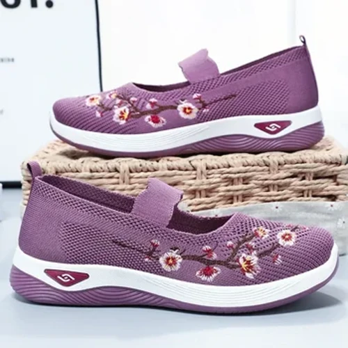 Spor ayakkabı Non-slipSoft Sole Anne Yaz Nefes Örgü Nakış rahat ayakkabılar Kadınlar için Konfor Hafif Düz Ayakkabı Kadın
