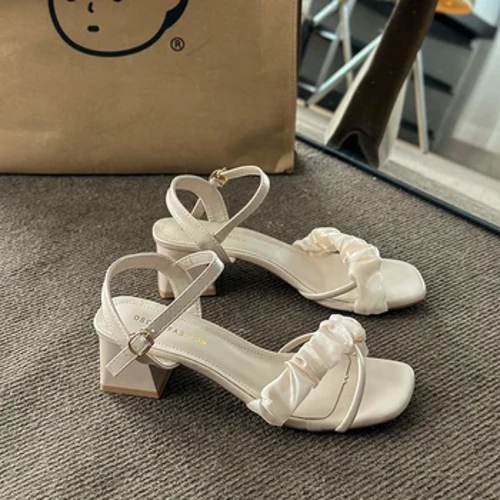 Abesifazane Izimbadada Eziphakeme Zezithende Ama-Sexy Toe Slippers Ehlobo Lango-2024 Ama-Flip Flops Angaphandle Gqoka Izicathulo Ezinhle Amaphampu Amaslayidi e-Mujer