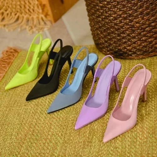 2024 Uhlobo Olusha Lohlobo Olusha Lwabesifazane Be-Slingback Izicathulo Ezikhomba Uzwane Ukushelela Kuzimbadada Zabesifazane I-Thin High Heel Izintokazi Ezinhle Amaphampu Izicathulo