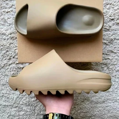Sommar Herr YZY Slides Märke Herr Dam Tofflor Orginal Sandaler Dam Strand Fritidsskor EVA Flipflops Man Strandsandaler 36-47