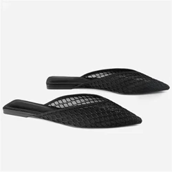 Pointed Toe Half Slippers Women Flat Shoes Ladies Mesh Beach Slides Sa Labas Mules Designer Gladiator Sandals 2023 Summer