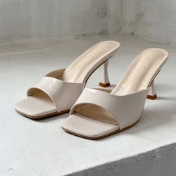 2023 Abesifazane Abasha Basehlobo Izimbadada ze-Square Toe Ladies Heel Mules Ama-Sexy High Heels Sandal Slippers Imfashini Yabesifazane Izicathulo