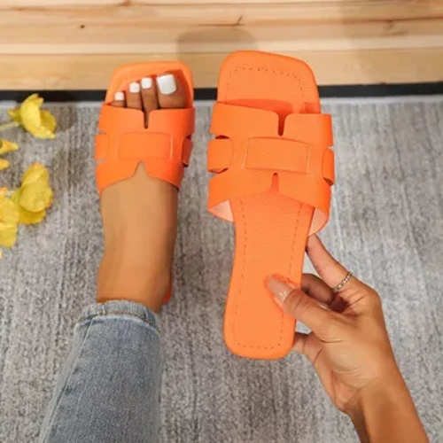 Slippers za Majira ya joto ya 2023 za Wanawake Wapya, Chini ya Gorofa Isiyoteleza Nje Viatu vya Kike vya Open Toe Beach Viatu vya Kike vya Mitindo ya kuvutia Slaidi za Viatu vya Wanawake