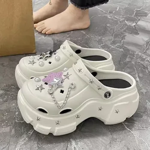 Sliperi Sandal Newydd DIY Clocsiau Cartŵn Ciwt Merched Miwl Traeth Haf sandalau Twll Ogof Merched Gardd Esgidiau Ar Gyfer Myfyrwyr Merched