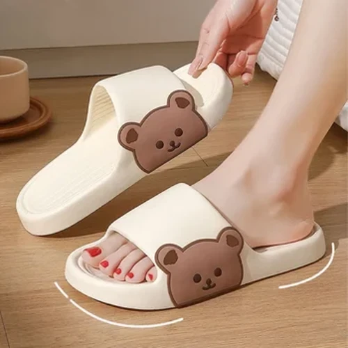 Slippers za Majira ya joto ya Wanawake wa Ufukweni Slides za Katuni Bear Flip Flops Wanaume Nene Pekee Pekee Bafuni Viatu vya Wanandoa vya Kuzuia Kuteleza