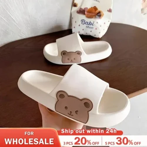 Nouvelles sandales et pantoufles pour femmes, avec semelles épaisses et pantoufles mignonnes à séchage rapide à l'extérieur, pantoufles de salle de bain douces d'intérieur